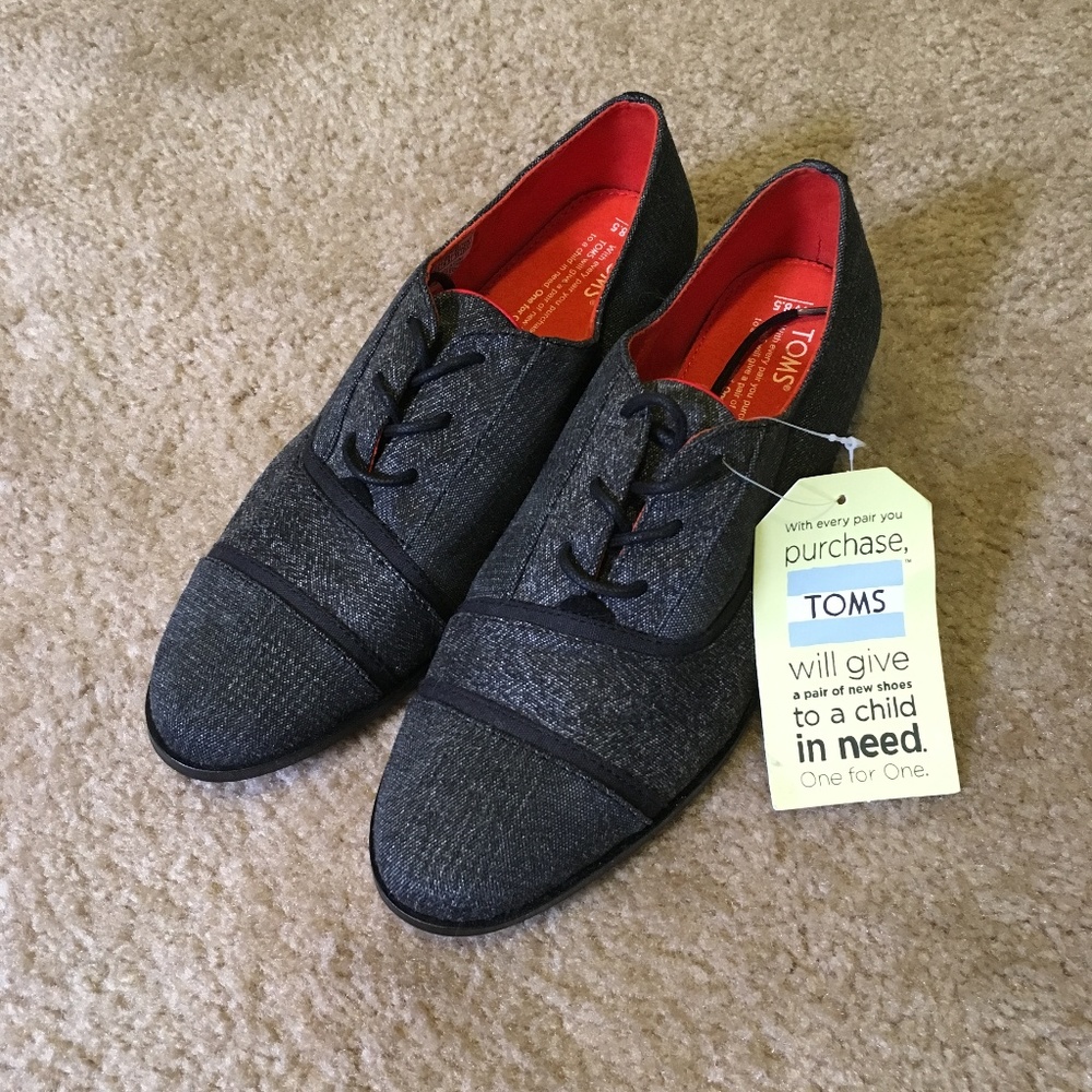 TOMS | Lace Up Brogues